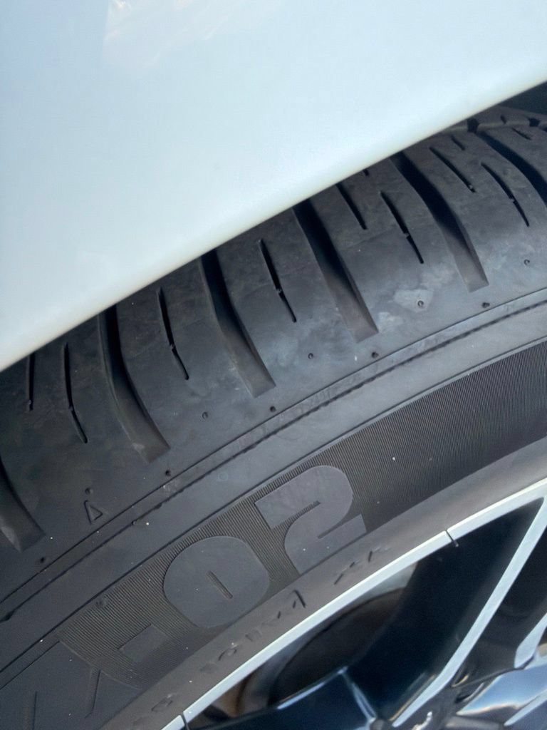 Used 2018 Ford Mustang Premium RWD image 11