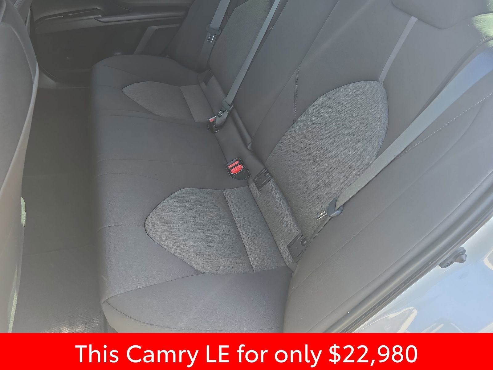 Used 2022 Toyota Camry LE FWD image 19