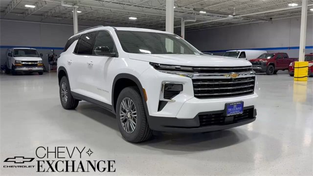 New 2026 Chevrolet Traverse LT