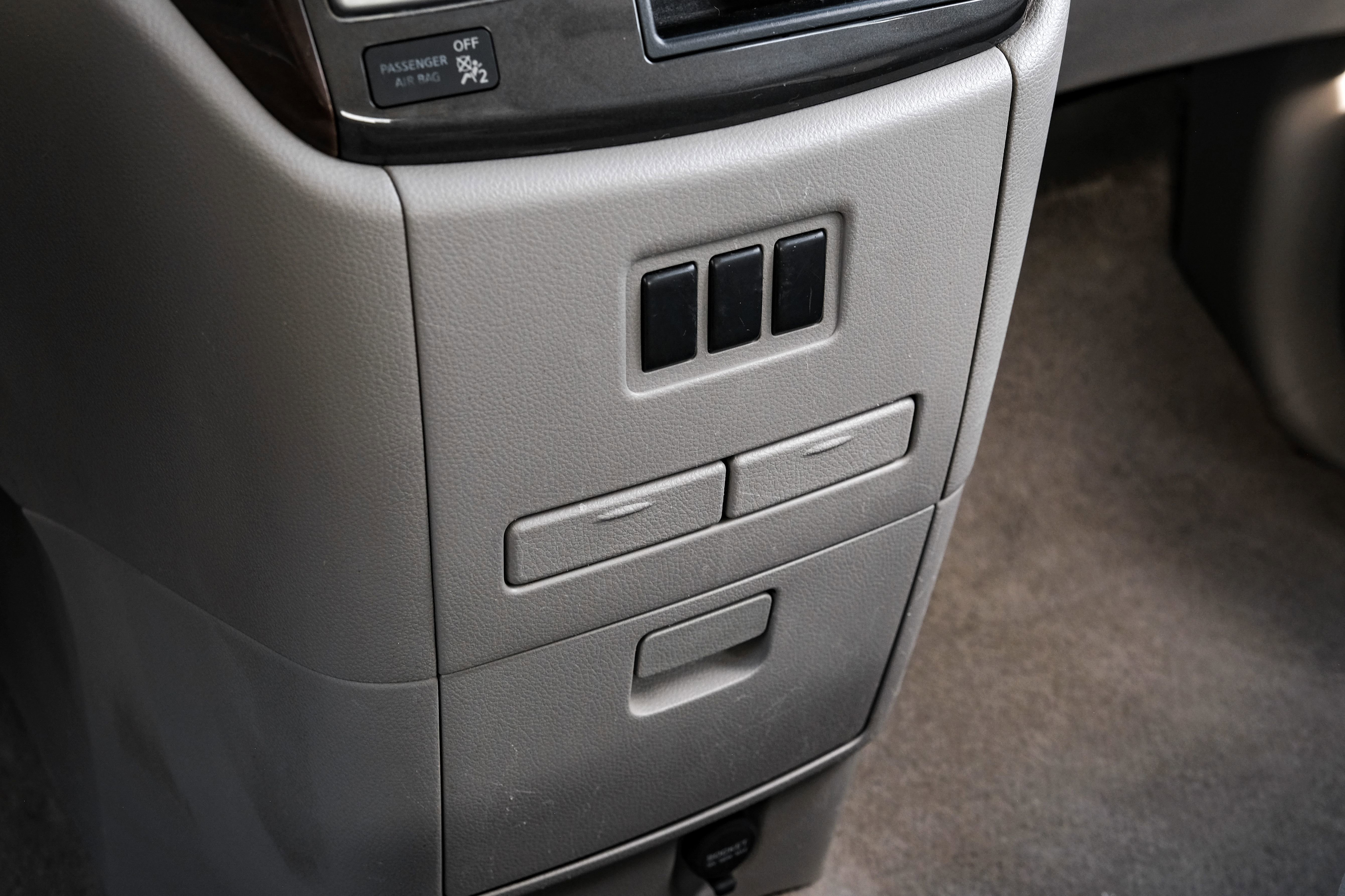 Used 2015 Nissan Quest S FWD image 20