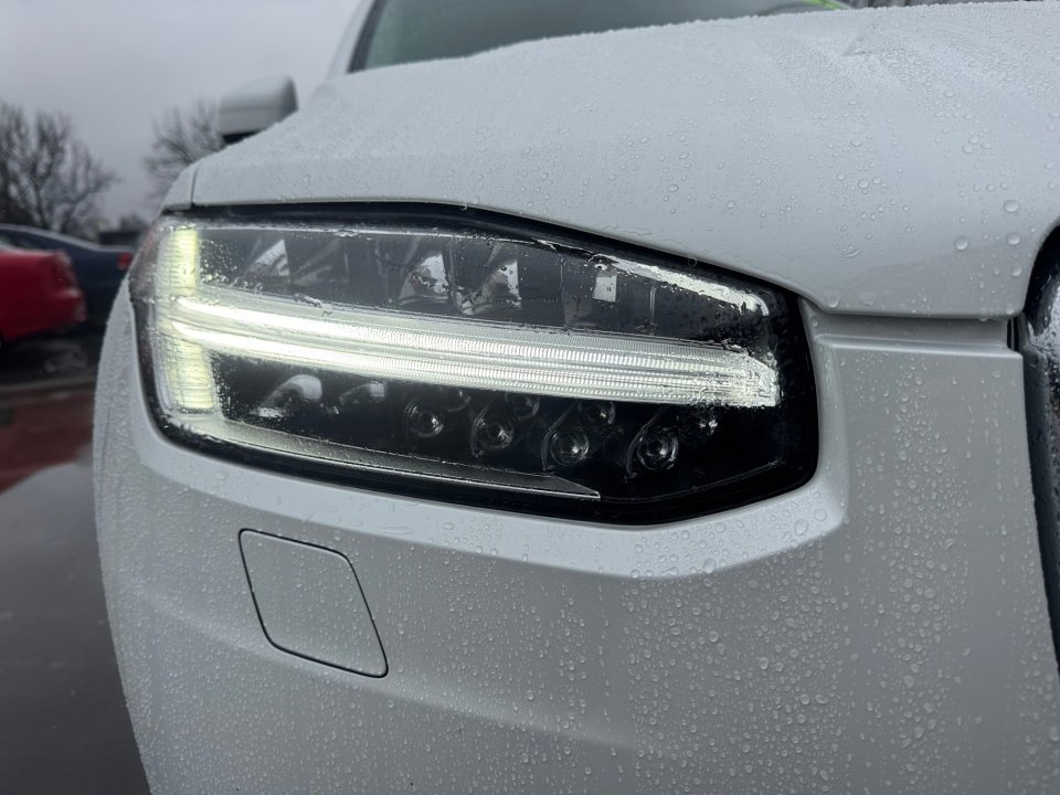 Certified 2023 Volvo XC90 B5 Plus w/ Protection Package Premier image 28