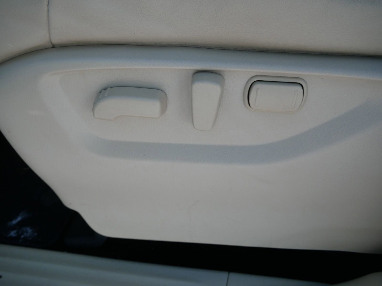 Used 2022 INFINITI QX80 Sensory w/ Cargo Package image 15