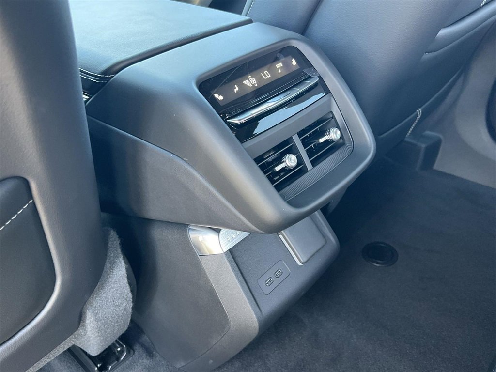 New 2026 Cadillac Lyriq V image 29