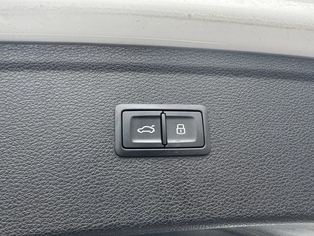 Certified 2022 Audi Q5 2.0T Premium Plus AWD/4WD image 33