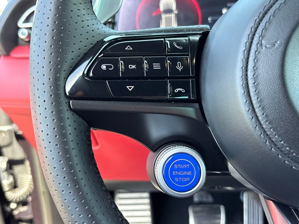 Used 2024 Maserati Grecale Trofeo image 21