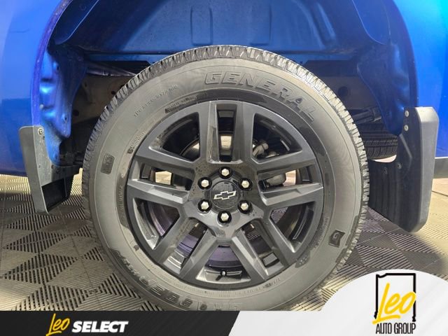 Used 2023 Chevrolet Silverado 1500 Custom w/ LPO, Dark Essentials Package AWD/4WD image 20