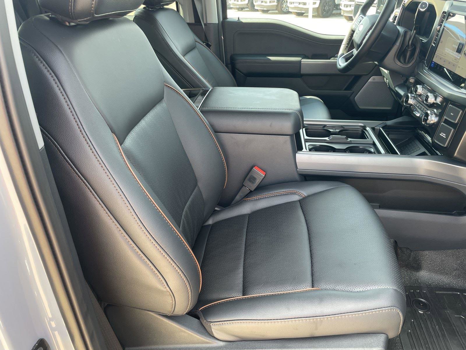 New 2026 Ford F350 Lariat image 30