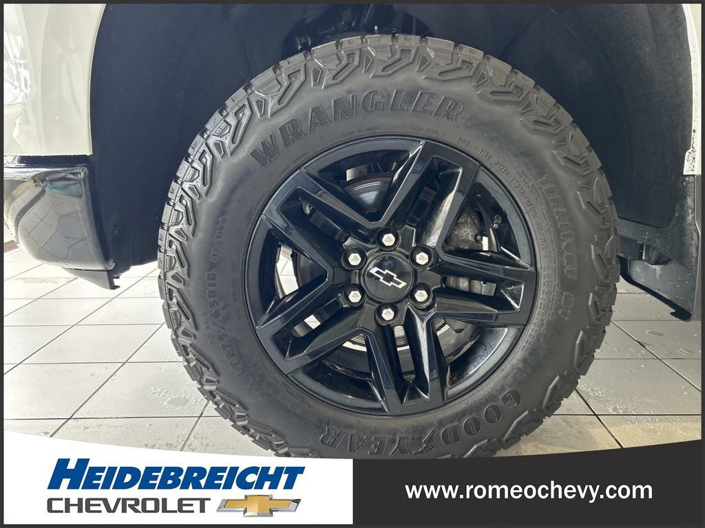 Certified 2024 Chevrolet Silverado 1500 Custom Trail Boss AWD/4WD image 7