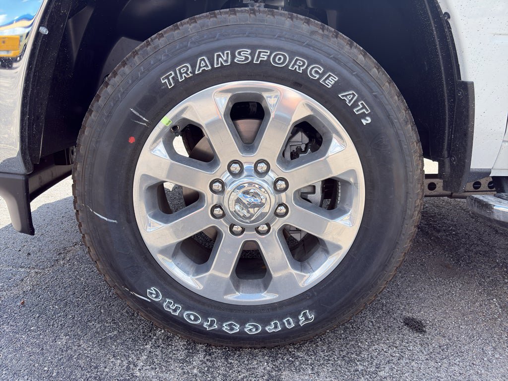 New 2026 RAM 2500 Laramie AWD/4WD image 11