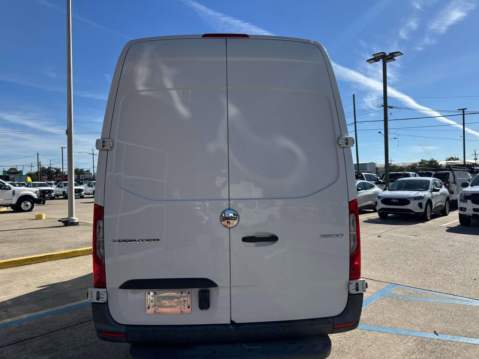 Used 2020 Freightliner Sprinter 2500 image 8