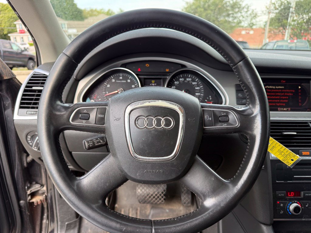 Used 2011 Audi Q7 3.0T Premium Plus AWD/4WD image 14