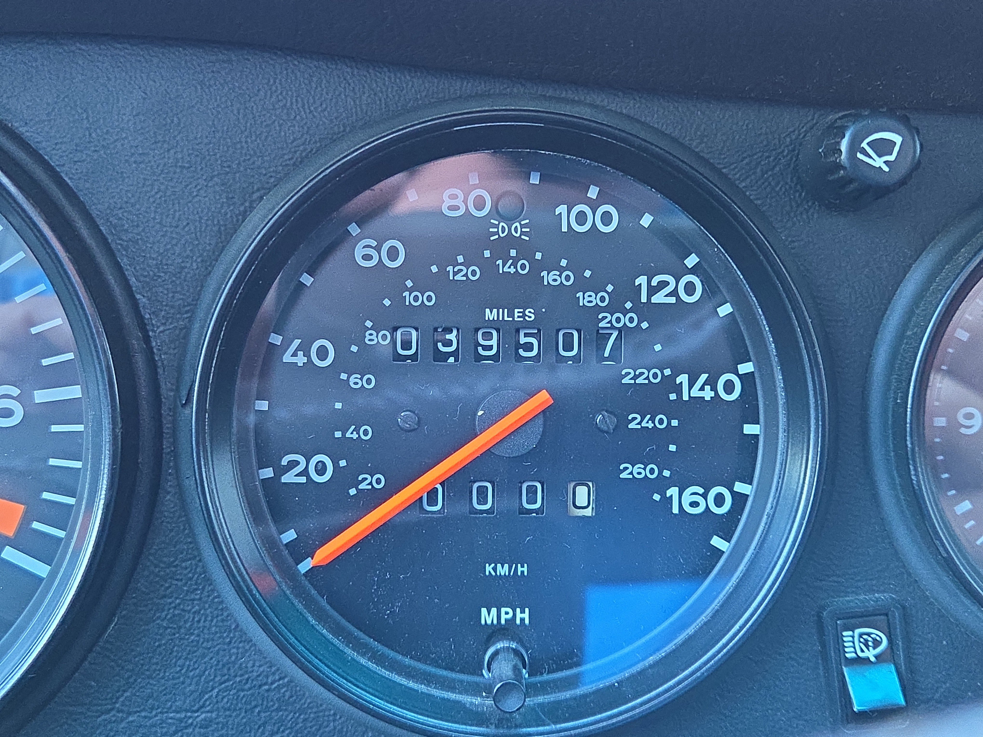 Used 1988 Porsche 911 Carrera image 18