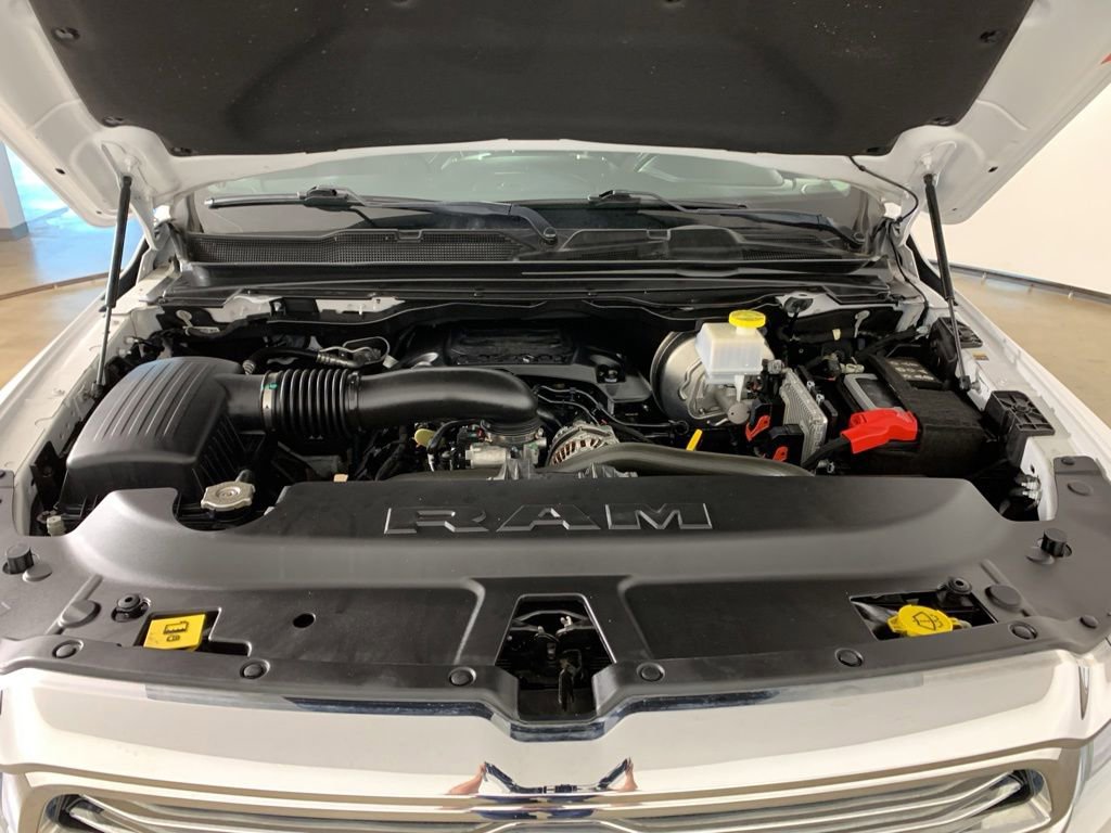 Used 2022 RAM 1500 Laramie AWD/4WD image 28