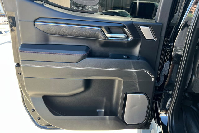 Used 2024 GMC Sierra 1500 AT4X image 18