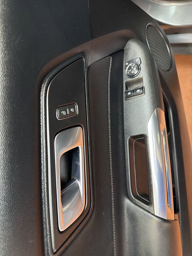 Used 2022 Ford Mustang Coupe RWD image 13