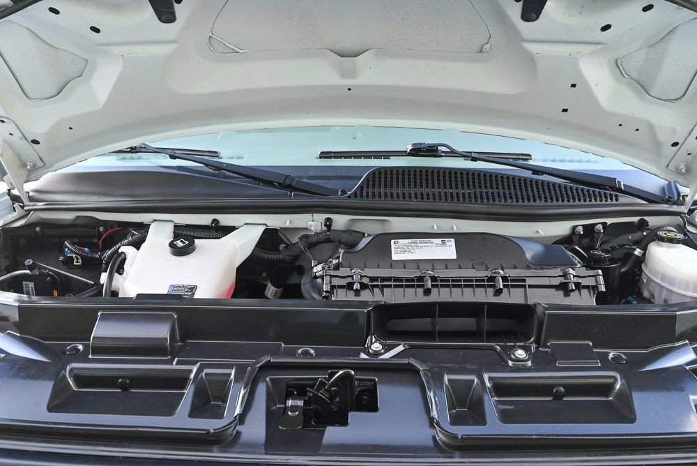 Used 2022 Chevrolet Express 3500 Extended w/ Driver Convenience Package image 11