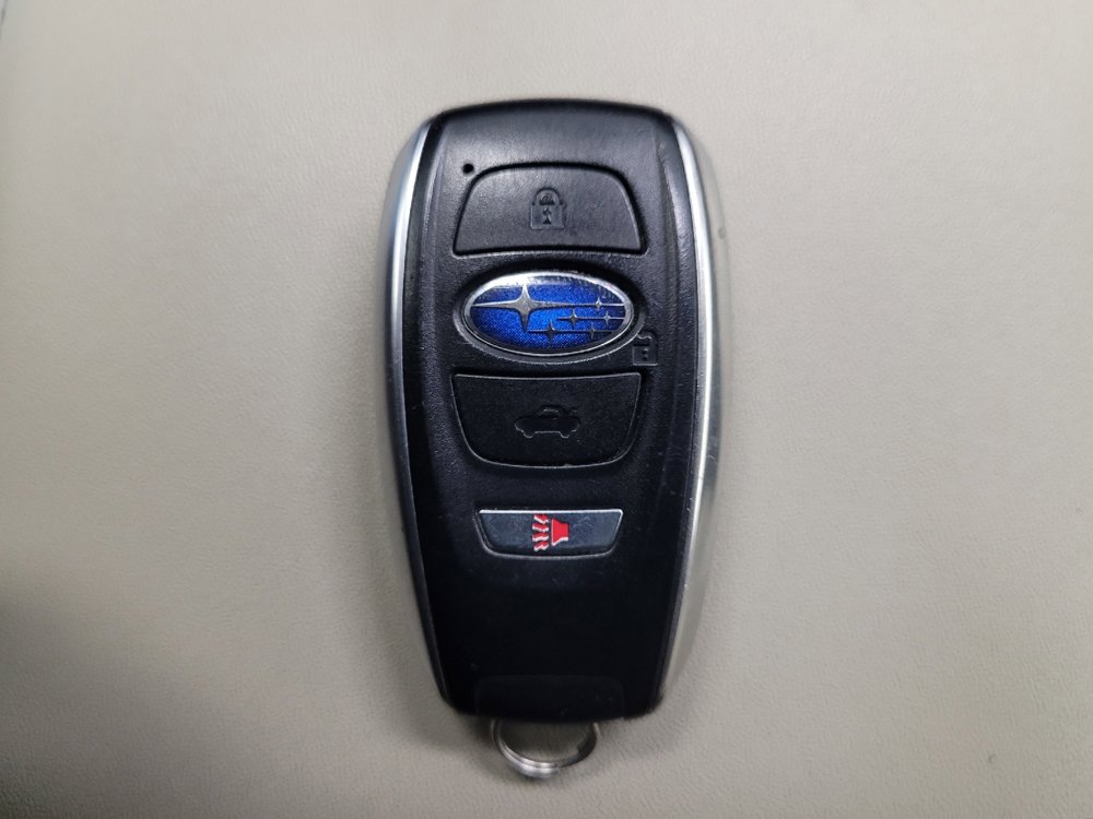 Used 2020 Subaru Ascent Limited w/ Technology Package AWD/4WD image 32