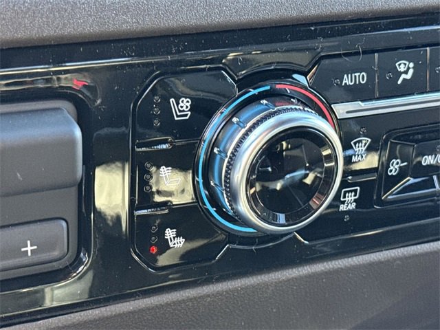 Used 2024 GMC Sierra 1500 SLT w/ SLT Premium Plus Package image 22