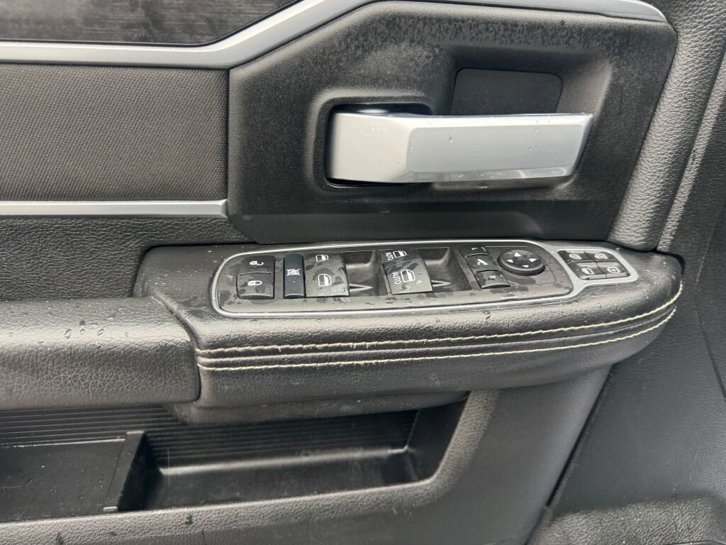 Used 2024 RAM 2500 Big Horn image 10