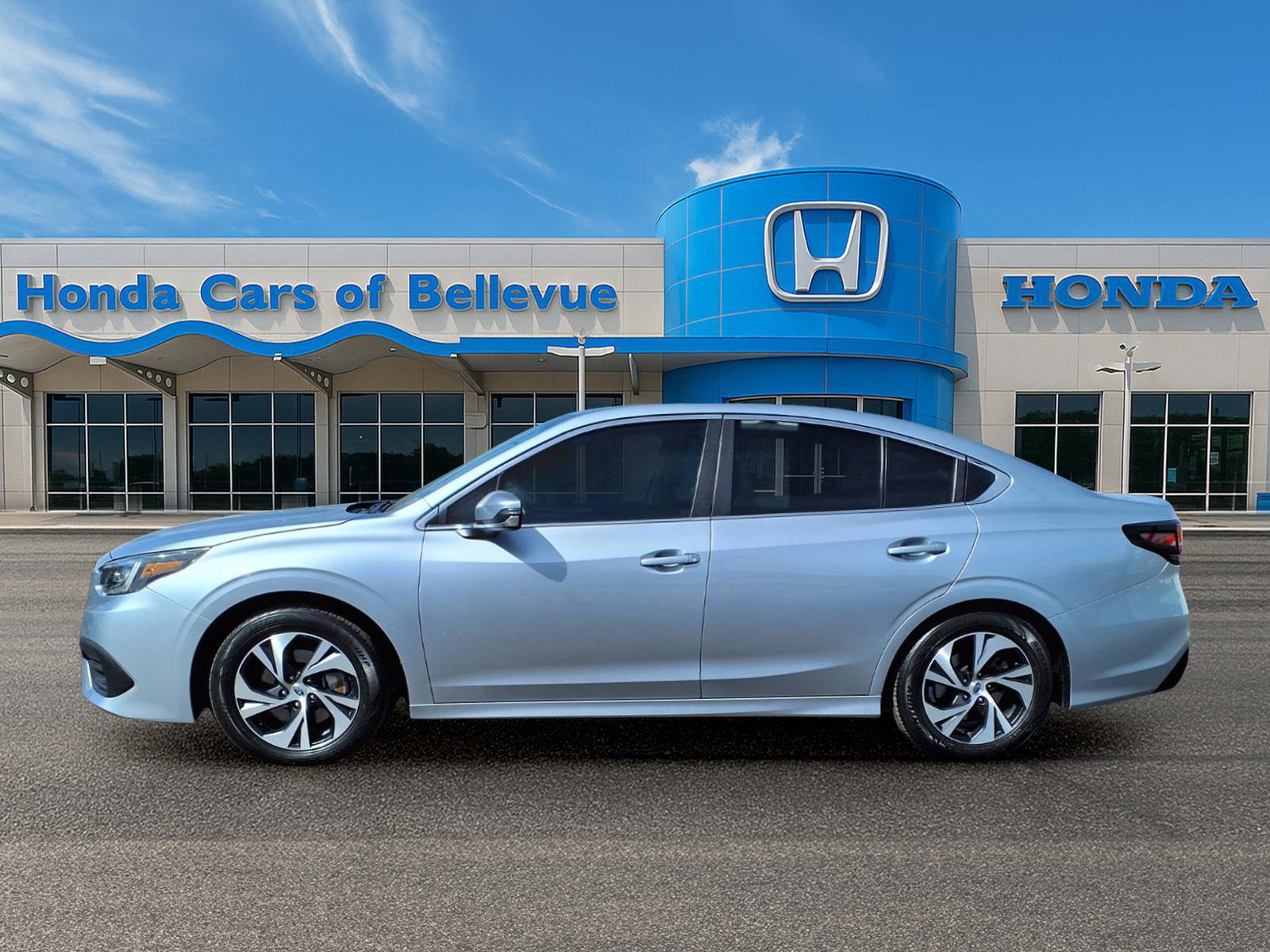 Used 2022 Subaru Legacy Premium AWD/4WD image 2