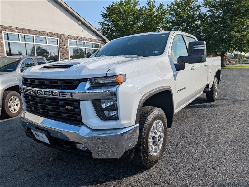 Used 2020 Chevrolet Silverado 2500 LT w/ All Star Edition AWD/4WD image 2