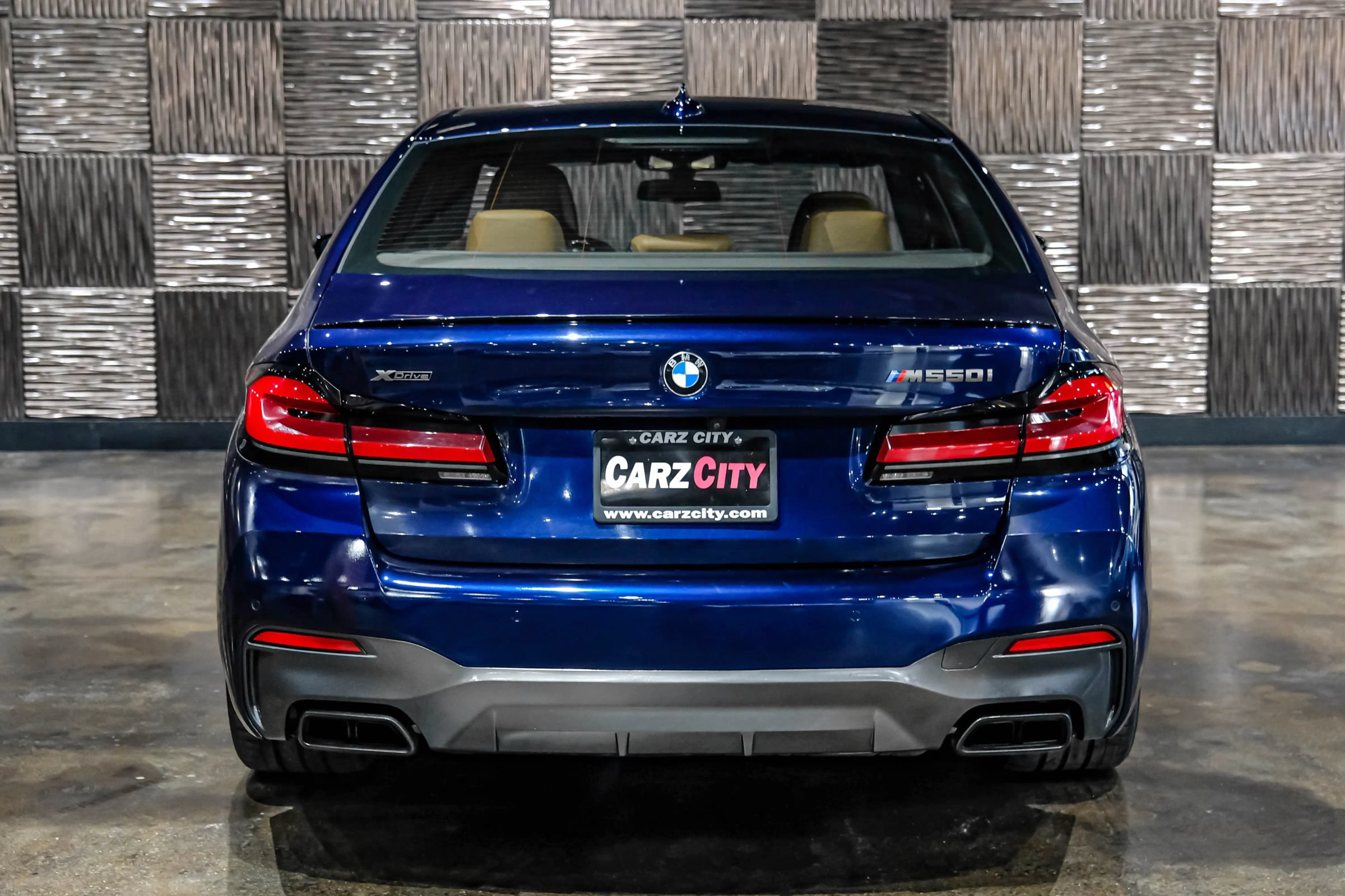 Used 2023 BMW M550i xDrive w/ Parking Assistance Package AWD/4WD image 9