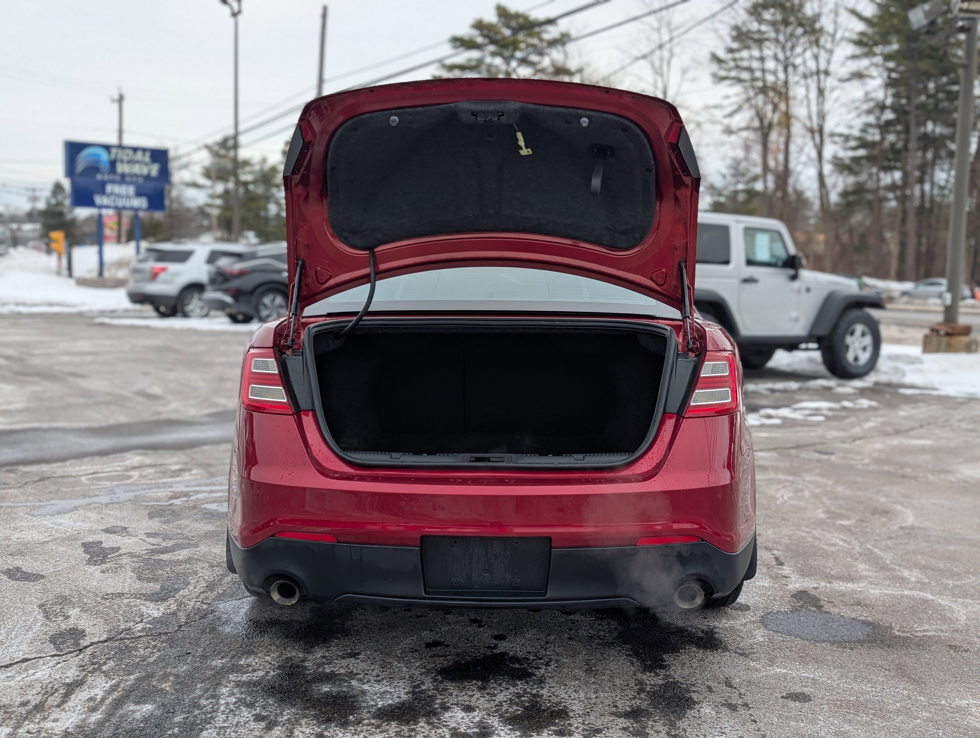 Used 2014 Ford Taurus SHO w/ Equipment Group 401A image 45