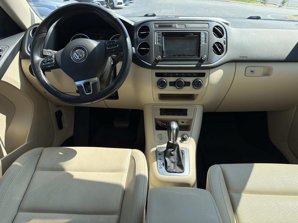 Used 2017 Volkswagen Tiguan Wolfsburg Edition FWD image 16