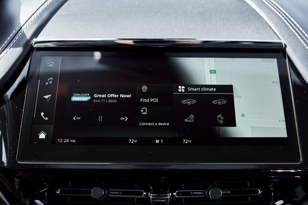 Used 2025 Aston Martin DBX 707 image 70