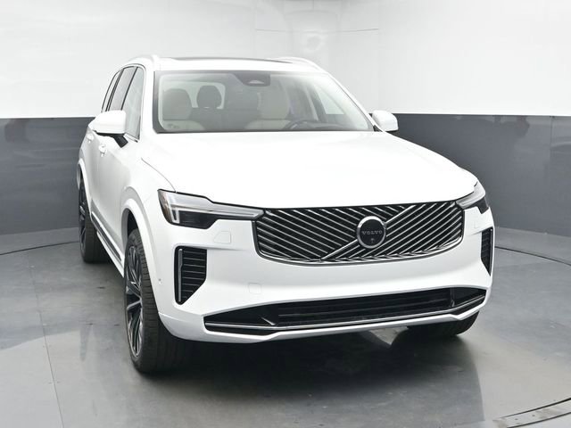 New 2026 Volvo XC90 B6 Ultra w/ Protection Package image 2