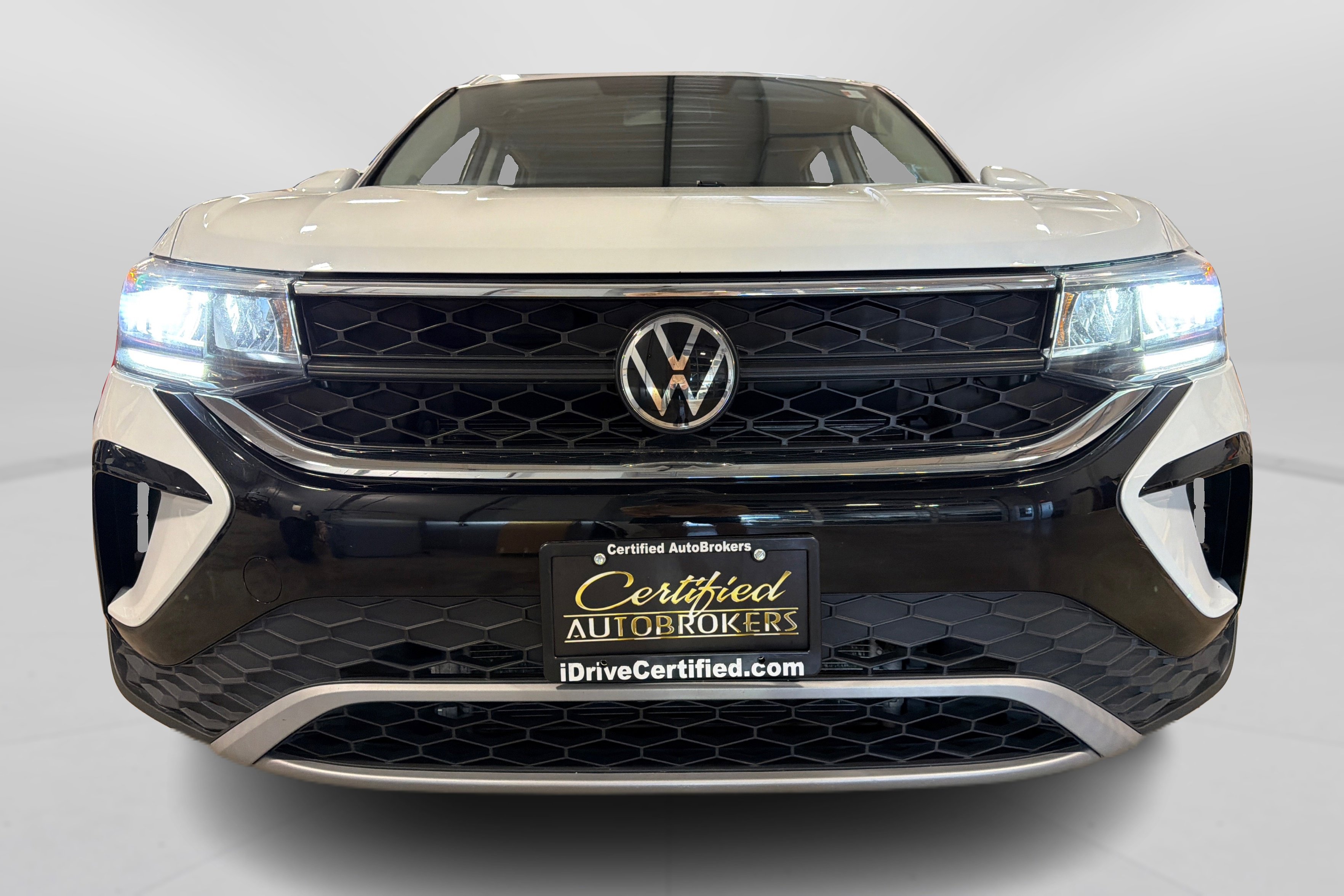 Used 2022 Volkswagen Taos SE AWD/4WD image 10