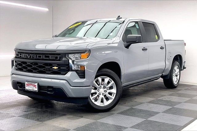 Used 2024 Chevrolet Silverado 1500 Custom image 12
