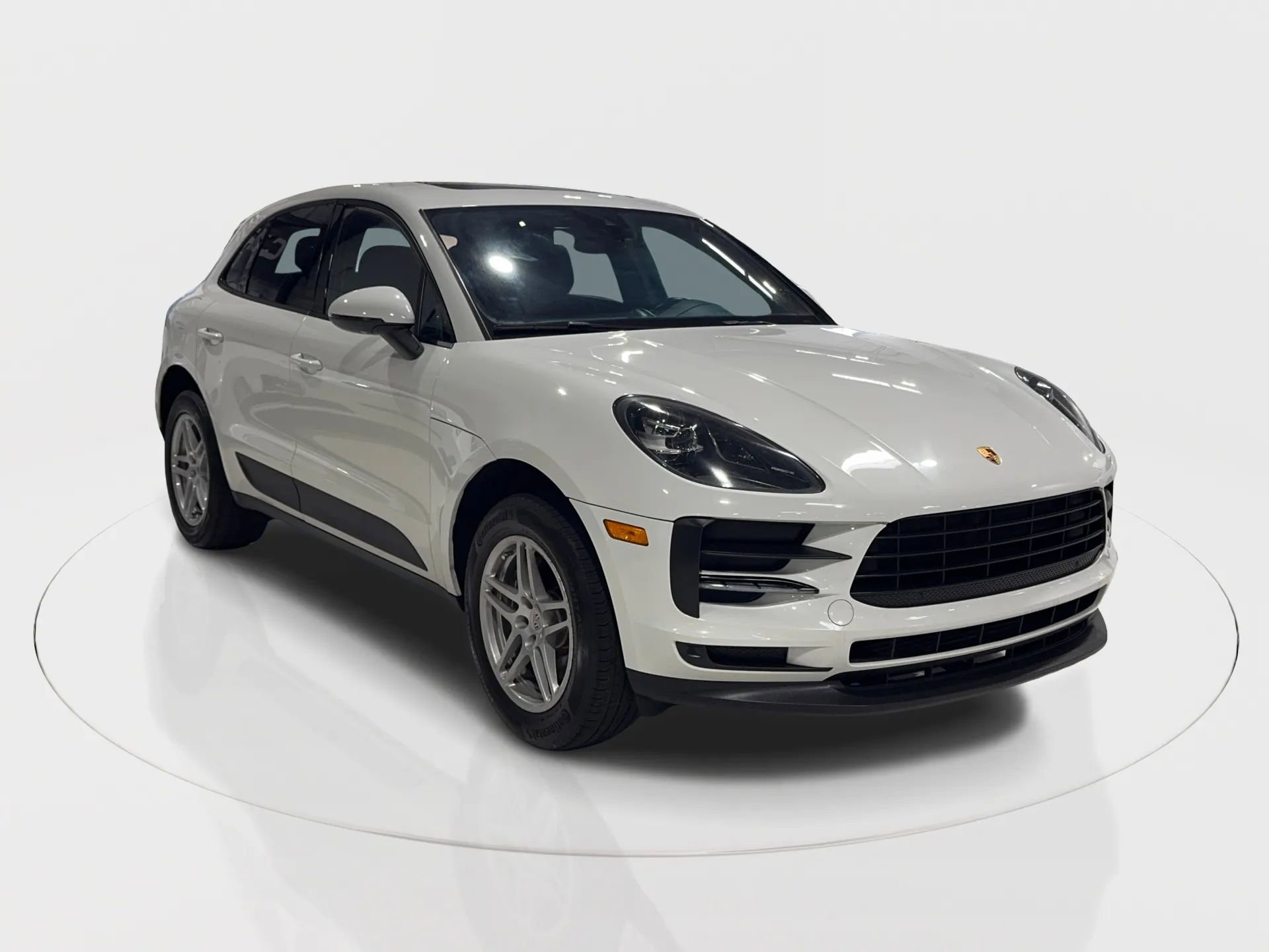 Used 2021 Porsche Macan image 2