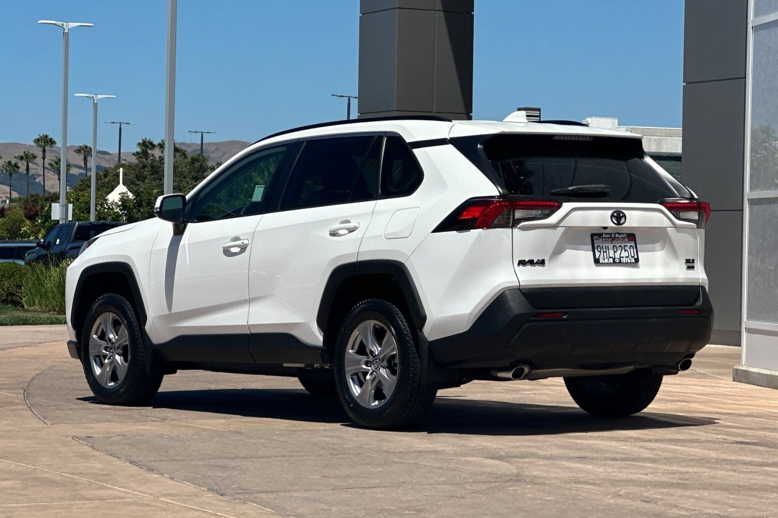 Certified 2023 Toyota RAV4 XLE AWD/4WD image 7