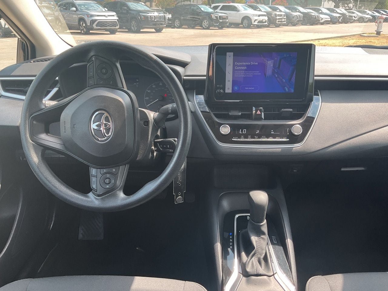 Used 2025 Toyota Corolla LE FWD image 12