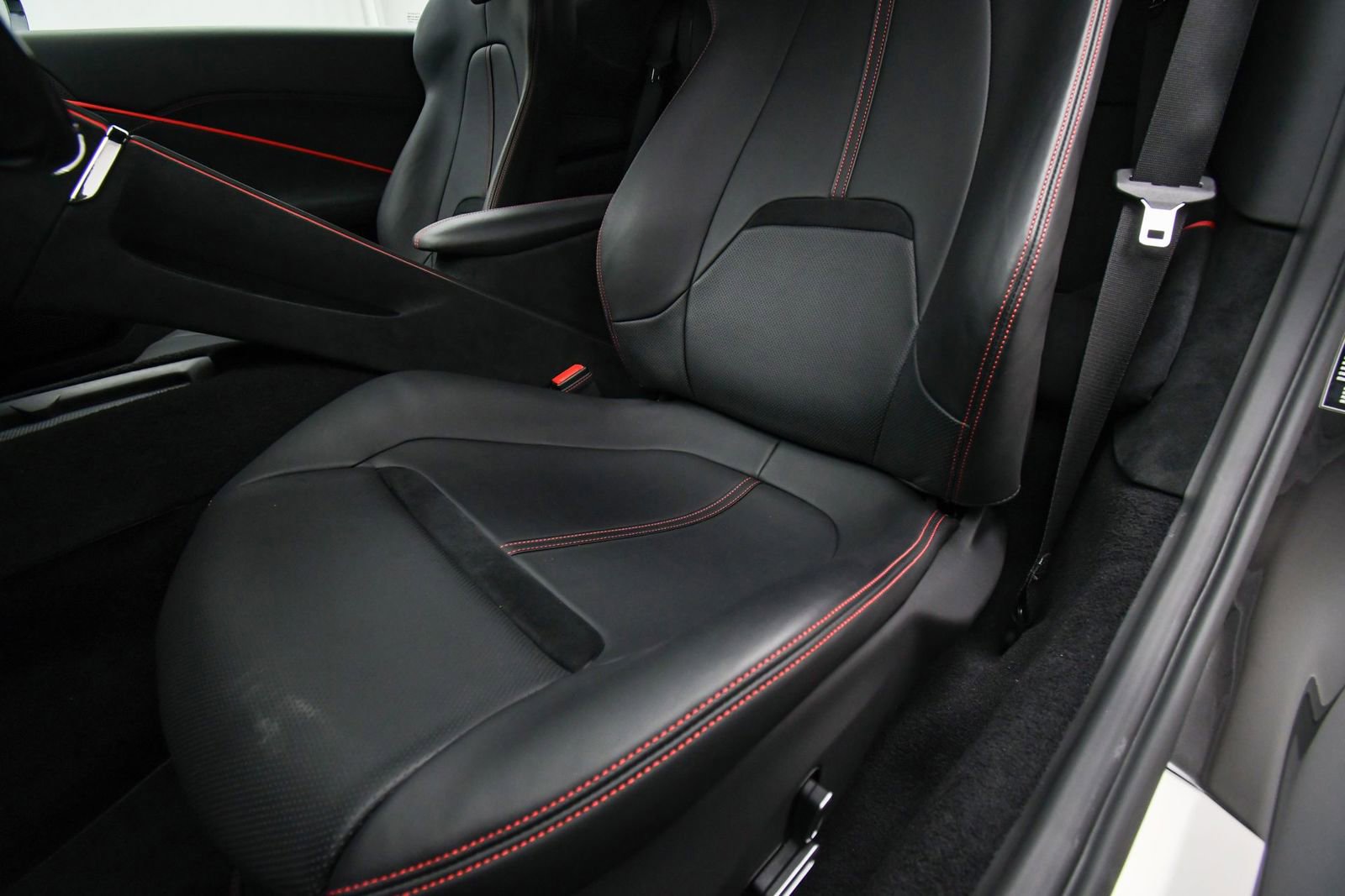 Used 2023 Ferrari Roma image 58