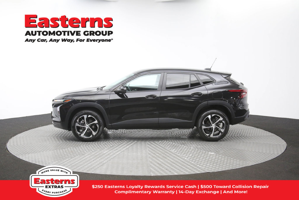 Used 2024 Chevrolet Trax RS FWD image 59