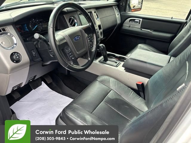 Used 2017 Ford Expedition EL XLT w/ Equipment Group 202A AWD/4WD image 13