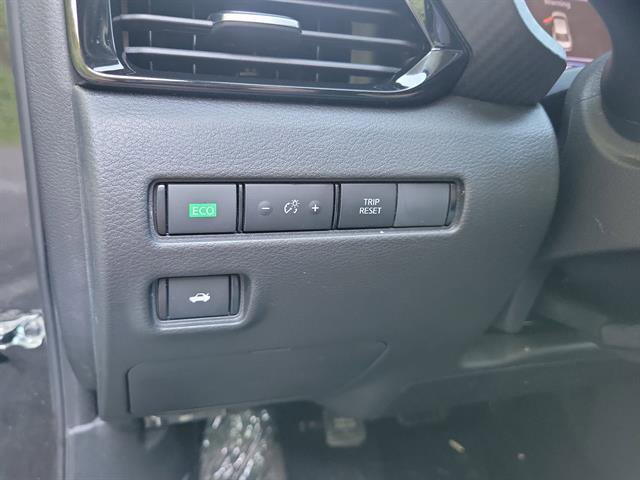 Used 2025 Nissan Sentra SV w/ All-Weather Package image 20