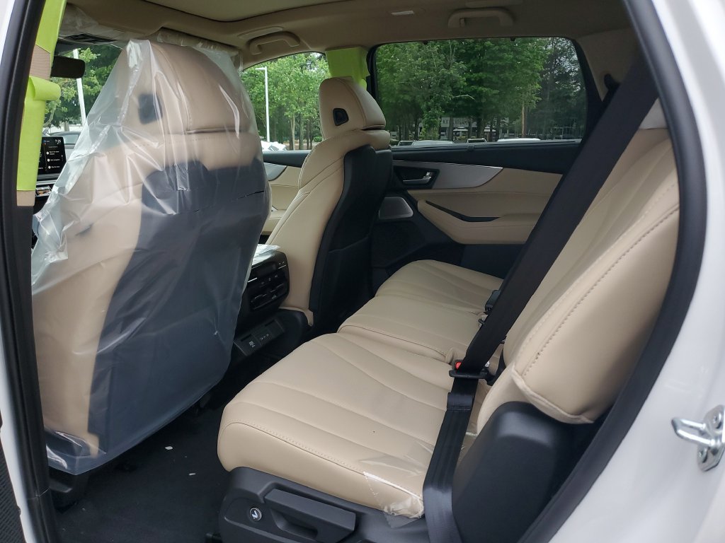 New 2026 Acura MDX w/ Technology Package FWD image 13