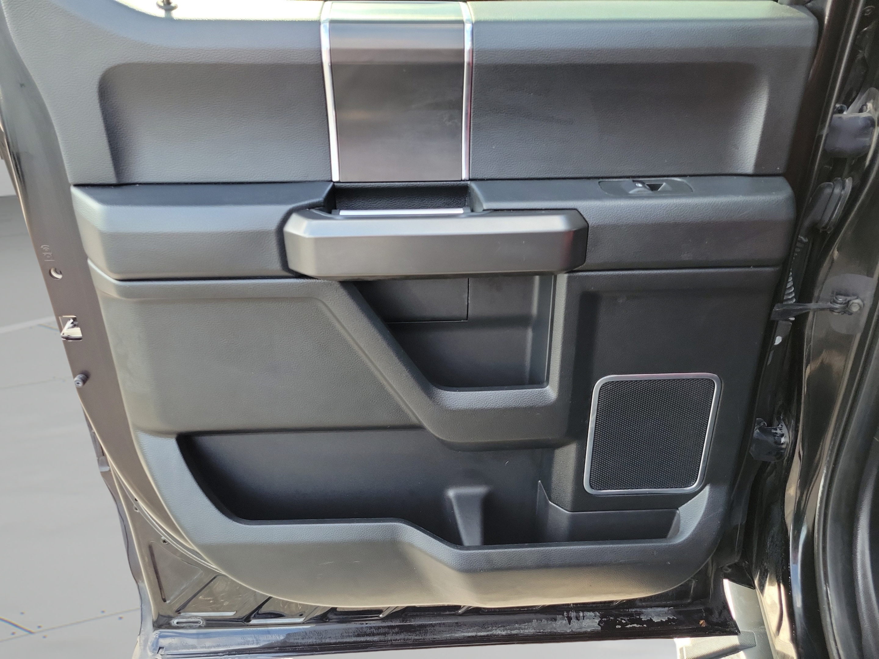Used 2018 Ford F150 Lariat AWD/4WD image 13