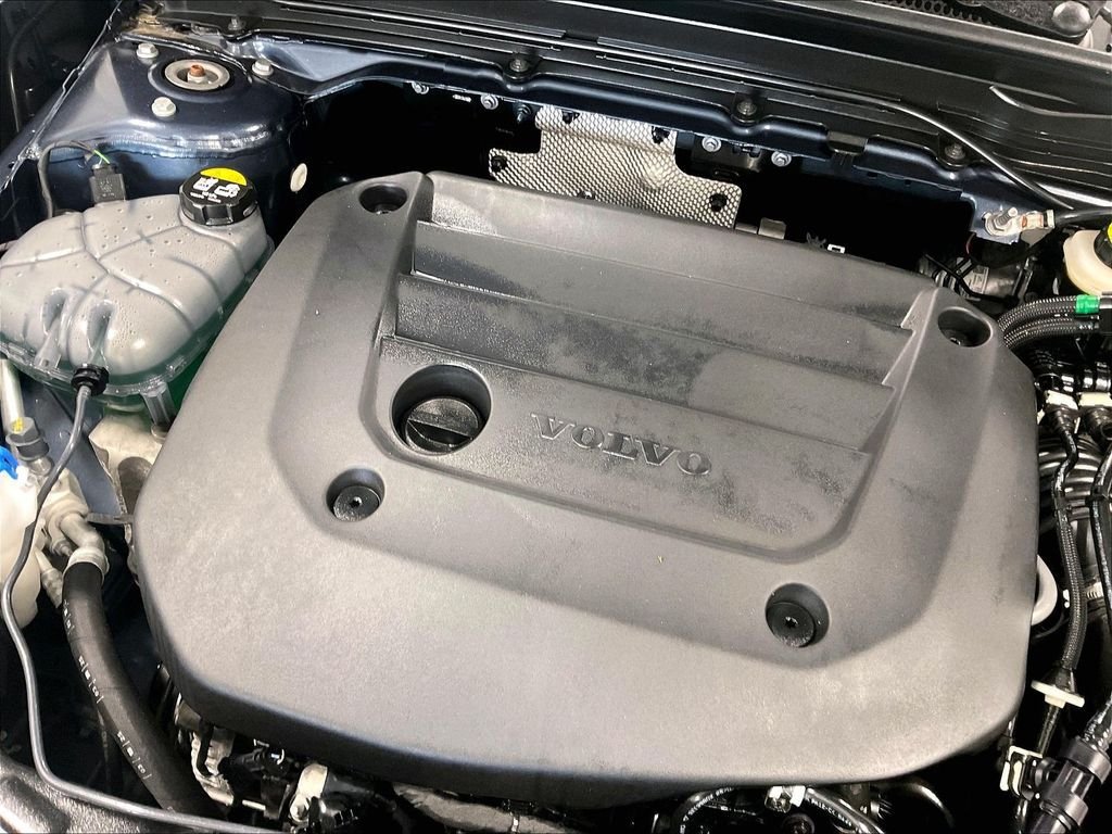 Used 2026 Volvo XC40 B5 Core AWD/4WD image 35
