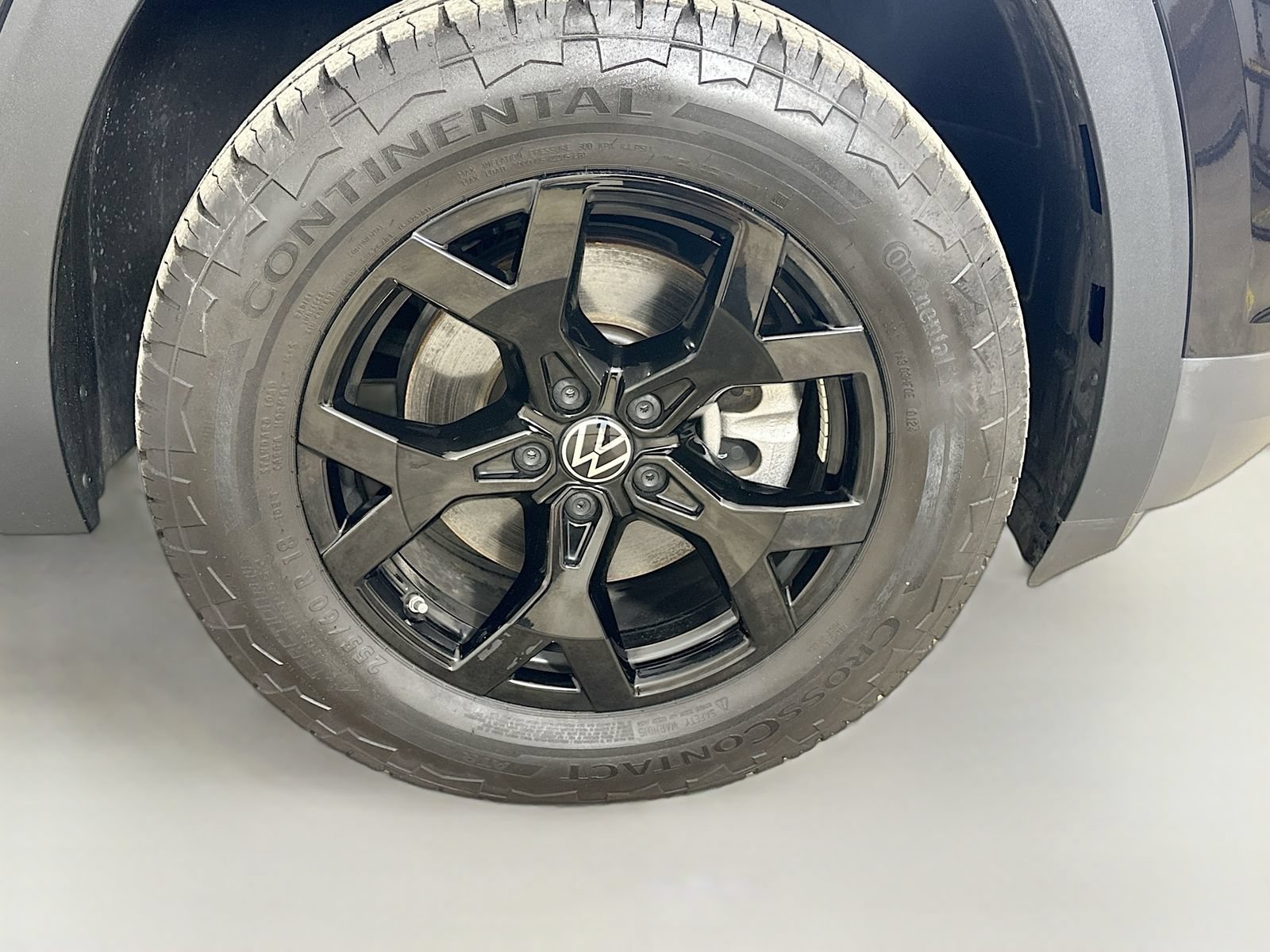 Certified 2024 Volkswagen Atlas Peak Edition SEL AWD/4WD image 11