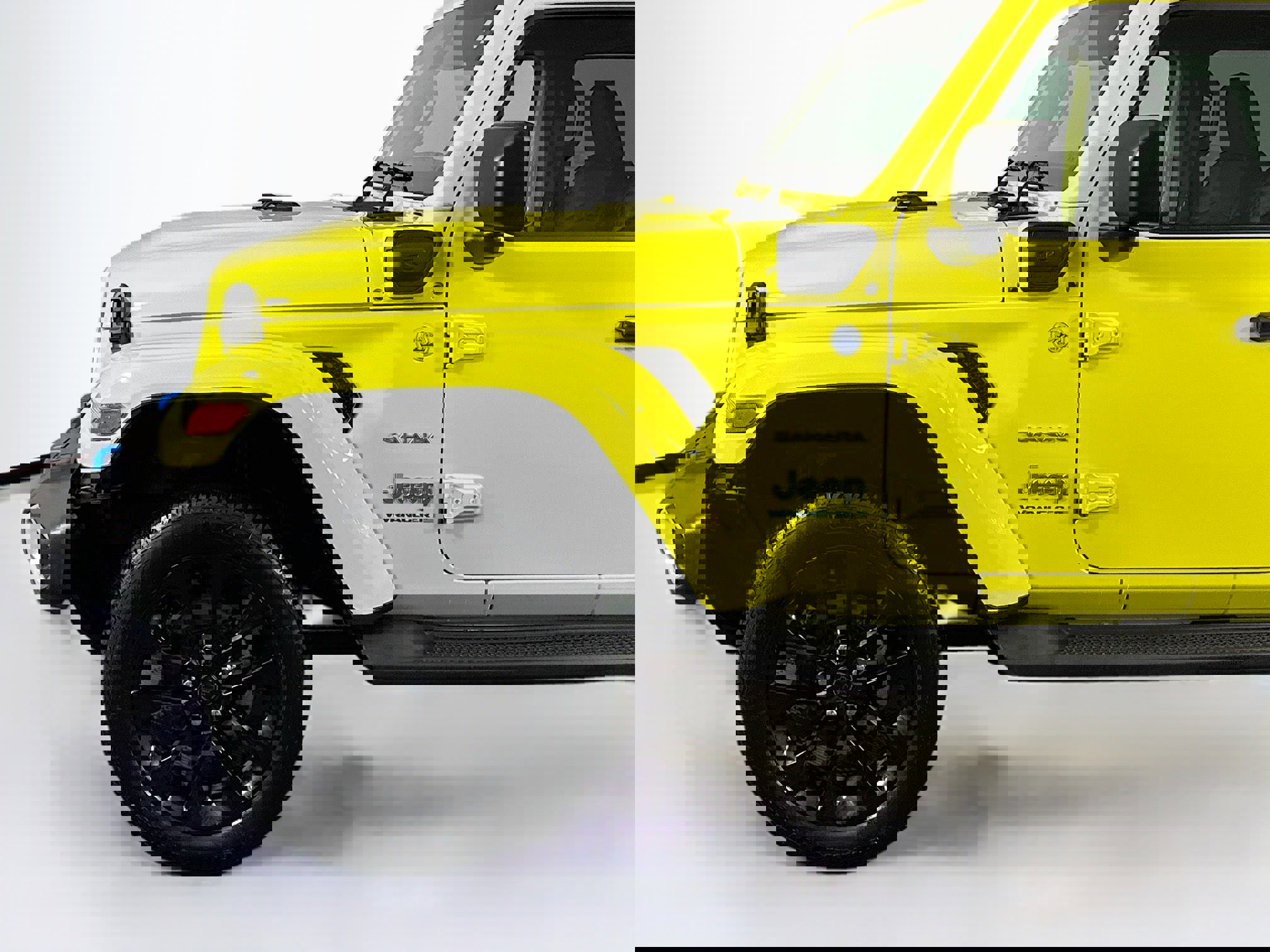 Used 2024 Jeep Wrangler Sahara w/ Technology Group image 41