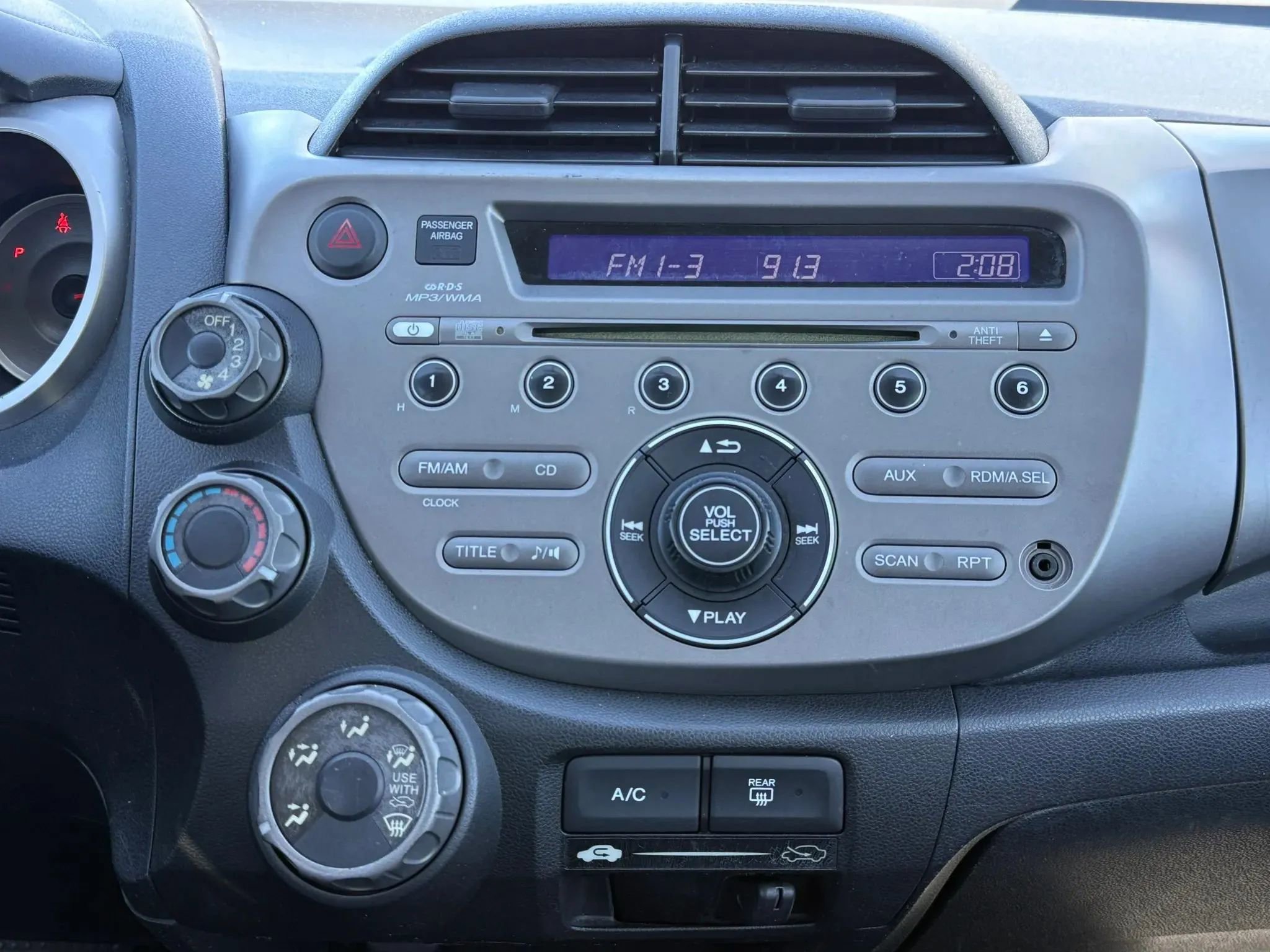 Used 2011 Honda Fit Sport image 25