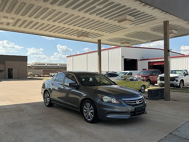 Used 2011 Honda Accord EX-L image 3