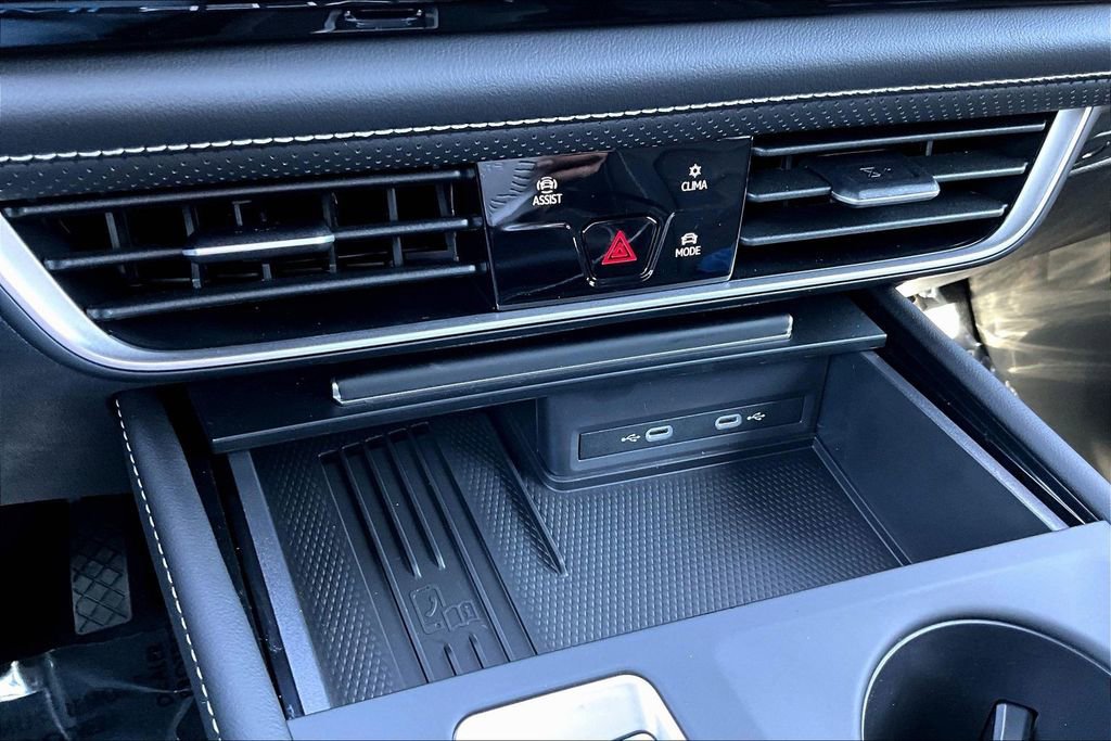 New 2026 Volkswagen Atlas Cross Sport SE image 14