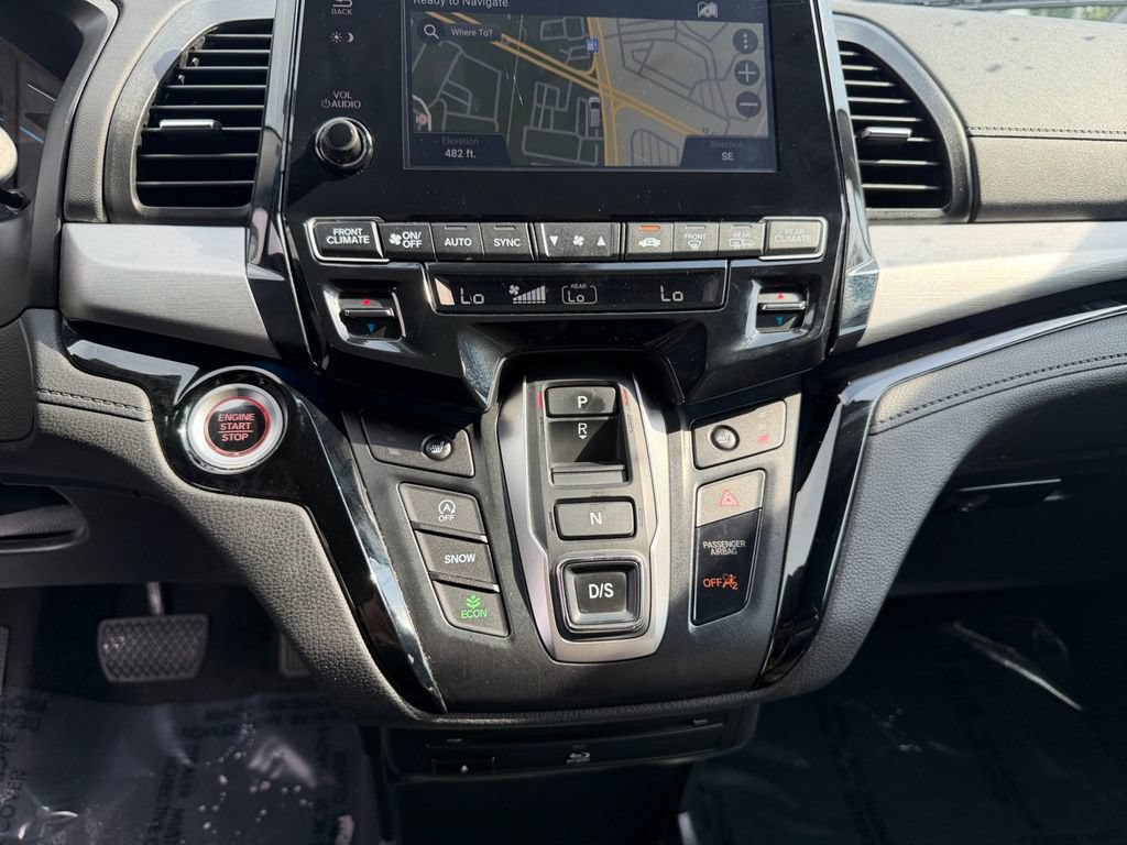 Used 2023 Honda Odyssey Touring image 18