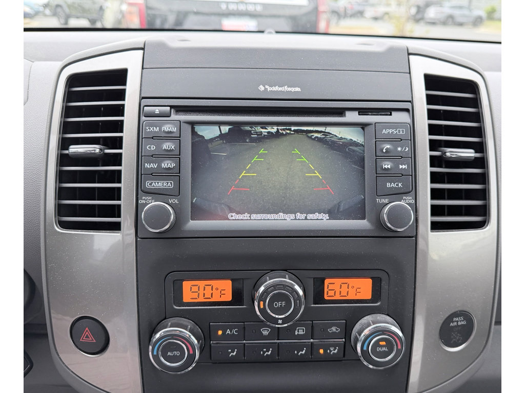 Used 2017 Nissan Frontier SL image 16