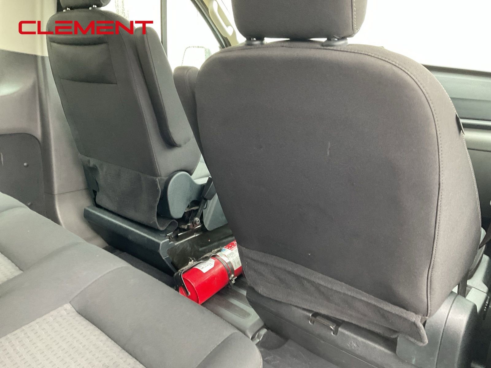 Used 2023 Ford Transit 350 XLT image 33